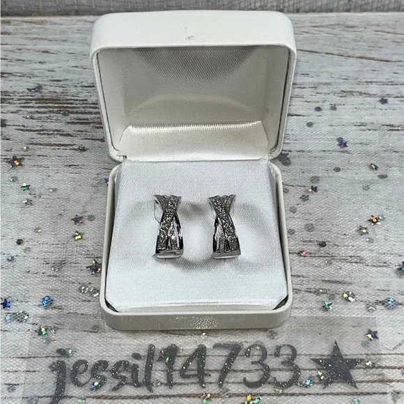 Real Genuine Diamond Earrings, Italian Designer, .52 CTW. 925 Sterling Silver - Picture 6 of 10